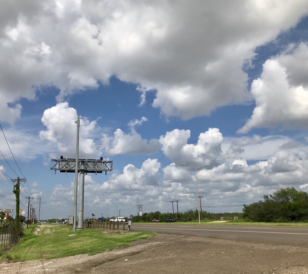 4002 S Zapata Hwy, Laredo, TX 78046